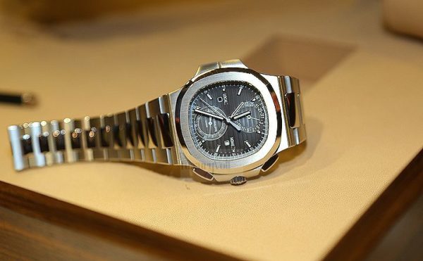 patek nautilus dual time