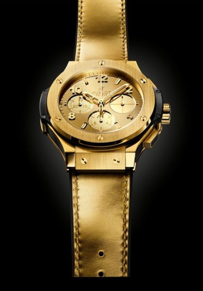 Yellow Gold Big Bang Hublot For Christmas | luxuryvolt.com