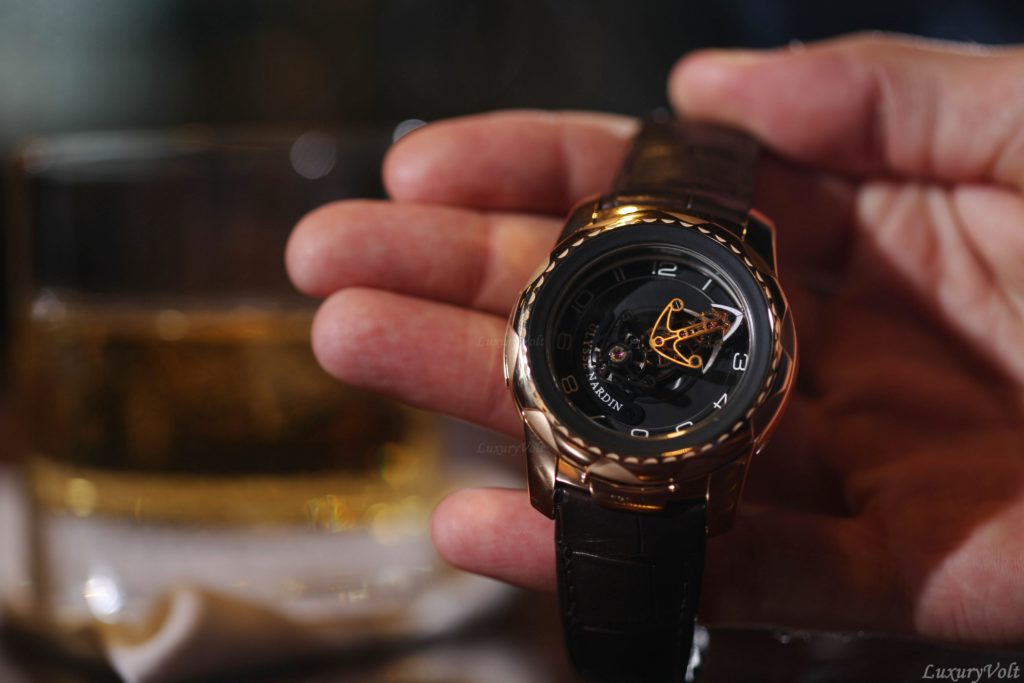 Ulysse-nardin-stylish-watch-for-men-luxuryvolt-copyright-4
