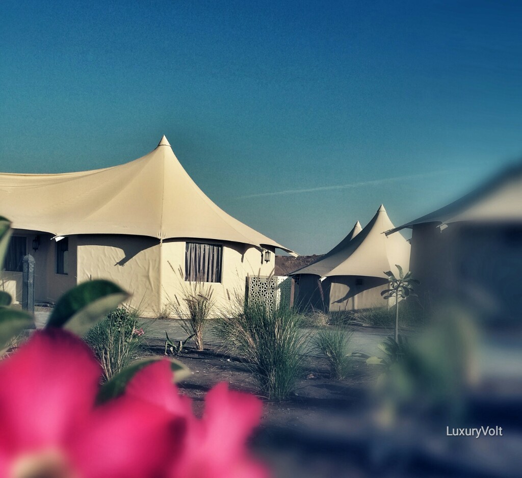 sand dunes tents luxury hotels