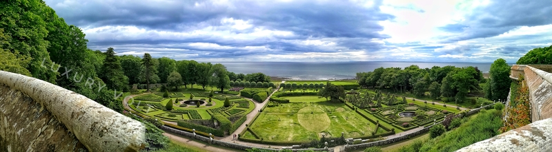 A panoramic view of the Dunrobin Castle garden captured with Honor 8 Pro, from the Castle towers.
